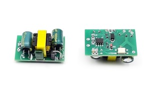 Блок живлення M402.1-5V (5V 3.5W 0.7A)