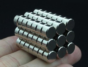 Неодимовый магнит 8x4,9мм