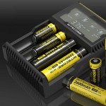 Зарядное устройство Nitecore Digicharger D4