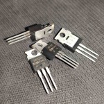 Транзистор IRF3205 TO-220 (оригінал)